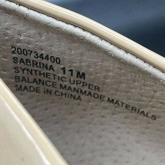 Kelly and Katie womens sabrina heel beige size 11M pump block - Picture 4 of 7